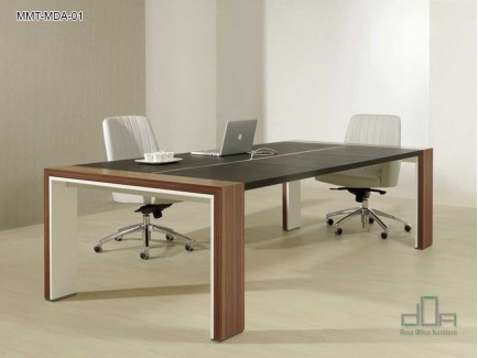 Masa meeting Accademia Office #AboutOfficeFurniture