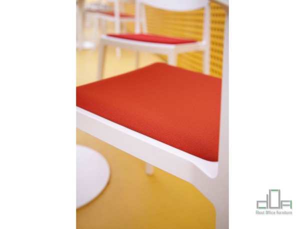 Scaun Bucatarie-Cafeteria WING #AboutOfficeFurniture