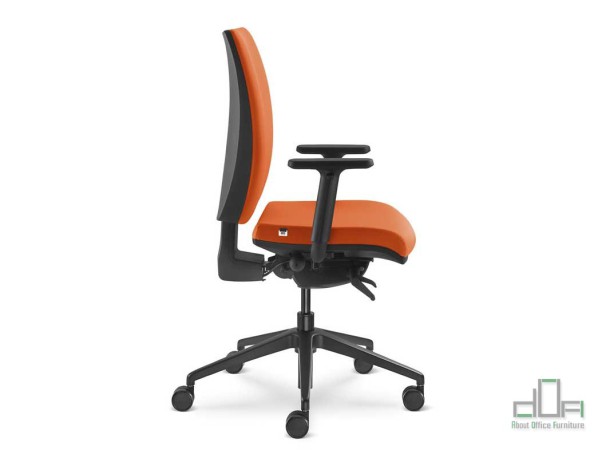 Scaun ergonomic operational LYRA #AboutOfficeFurniture