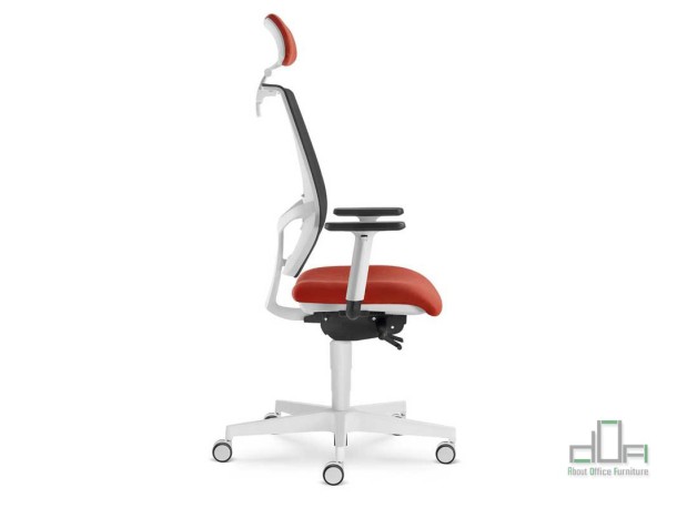 Scaun ergonomic operational LYRA #AboutOfficeFurniture