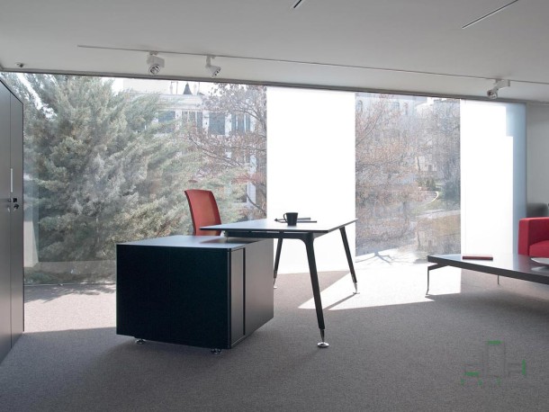 Birou operational TRAMA #AboutOfficeFurniture