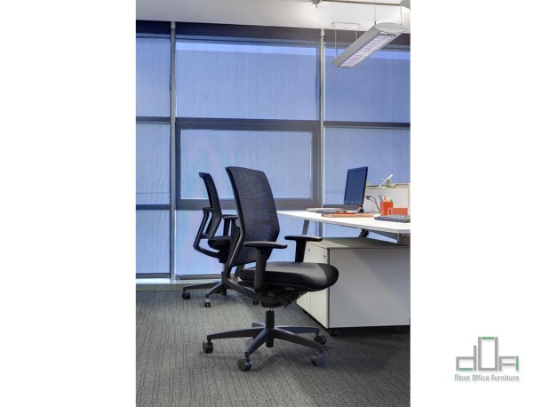 Scaun ergonomic operational STAY #AboutOfficeFurniture