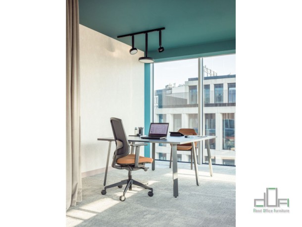 Scaun ergonomic operational Sava #AboutOfficeFurniture